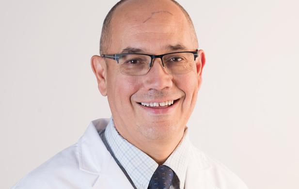Dr. Secotaro, Carlos